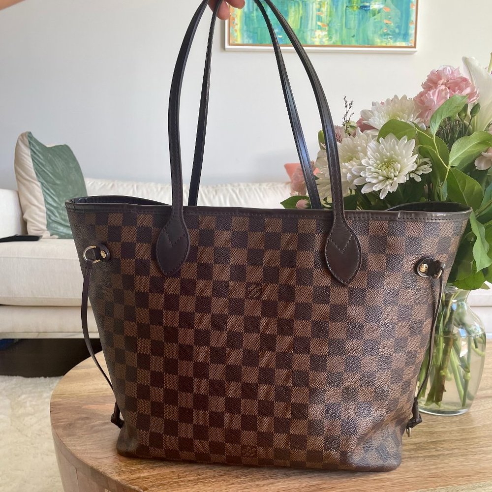 Louis Vuitton Neverfull Handbag in Damier Ebene